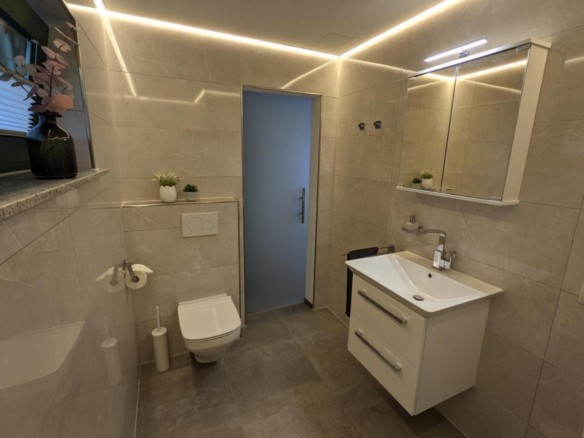 Ferienwohnung Am Waldweg 카이저세슈 외부 사진